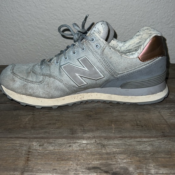 New Balance Womens 574 Gray and Rose Gold US W size 9 - Picture 5 of 8